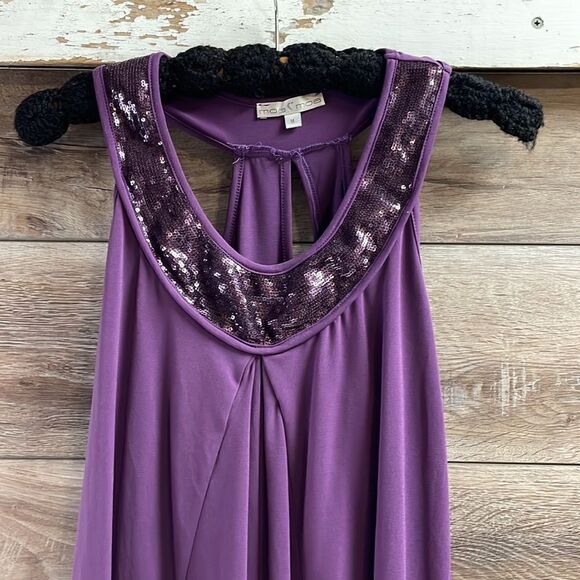 Moa Moa Sleeveless Sequined Scoop Neckline Top, Size M, Plum/Purple - Picture 2 of 8